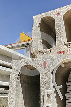 Precast concrete hollowcore slabs