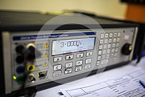 Precision multi calibrator use for calibration multimeter and electric measurement
