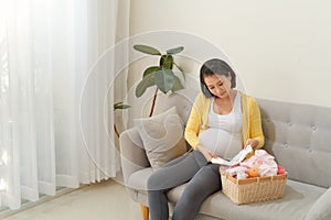 A pregnancy packing bag for maternity hospital at home