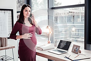 Pregnant geographer on maternity leave calling her experienced colleages