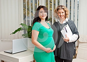 Pregnant woman and her therapist