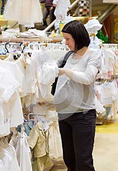 Pregnant woman shopping