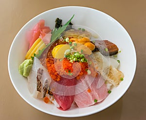 Premium fresh raw-seafood on rice (Kaisen Don).