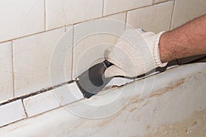 Preparation of the bath for enameling.