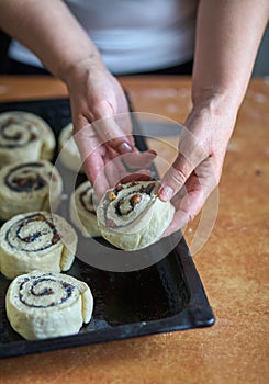 Preparation of cinnamon rolls