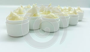 Preparation of lip ointments in pharmacy