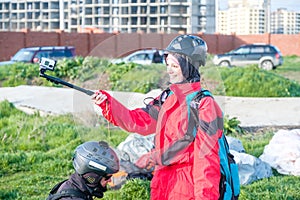 Preparation of tandem paraglider for the first flight