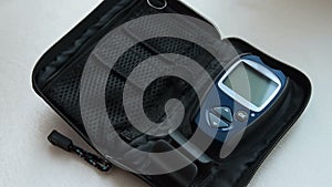 Preparing for blood sugar test with home glucometer