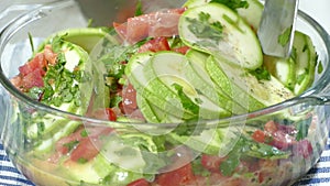 Preparing the zucchini casserole for the oven