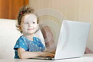 Preschool classes of children online. Distance learning online education