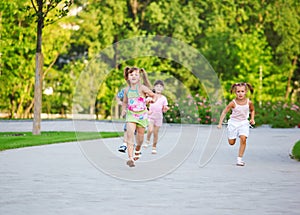 Preschool kids race