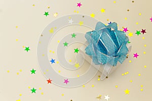 Present box with confetti