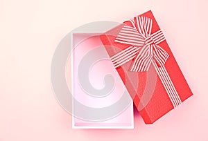 Present,red gift box opened,empy package,copy space background