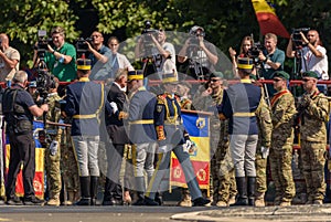 President of Romania Klaus Iohannis decorated the battle flags on the occasion of the end of the army mission in Afghanistan