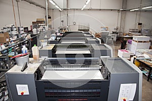 Press printing (printshop) - Offset