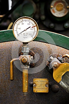 Pressure gauge