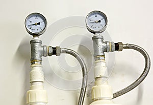 Pressure gauge 2