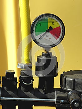 Pressure gauge