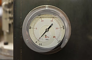 Pressure gauge