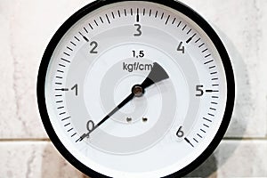 Pressure measurement device, high and medium pressure gauge for gas or water, steam. Dial 6 digits kilogram per