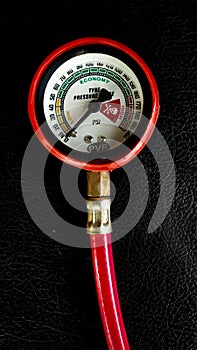 Pressure meter of vehicles tyers.
