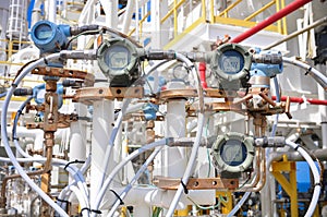 Pressure transmitter in oil and gas process