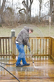 Pressure washing deck