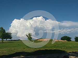 Prestorm clouds