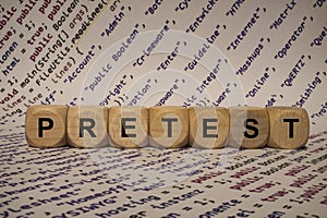 Pretest - cube with letters and words from the computer, software, internet categories, wooden cubes
