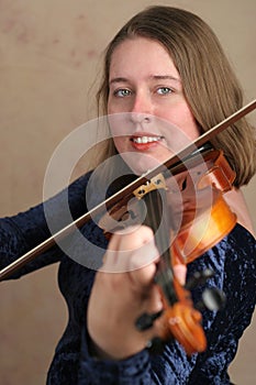 Pretty Violinist 2
