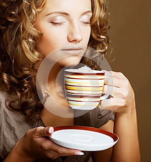 pretty woman drinking coffee