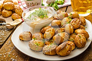 Pretzel rolls with cheese dip