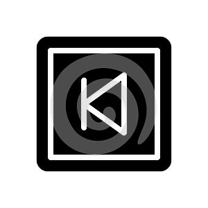 Previous vector glyph flat icon