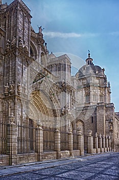 Saint Mary of Toledo cathedral, EspaÃÂ±a photo