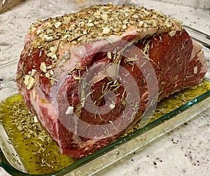 Prime Rib Roast with Garlic and Rosemary