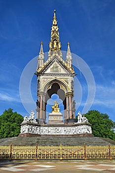 Prince Albert Memorial, Hyde Park area, London, UK