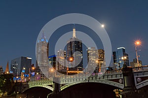 Princes bridge and Melbourne at night