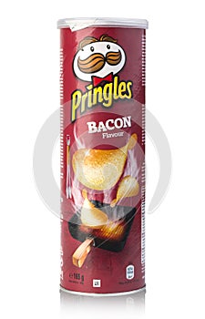 Pringles Original potato chips.