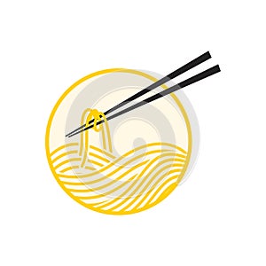Simple line noodle logo