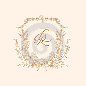 Exquisite wedding crest with initial R and L