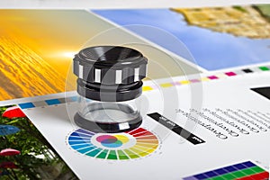 Print loupe on offset printed sheet with basic colors photo