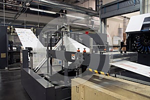 Print shop (press printing) - Finishing line