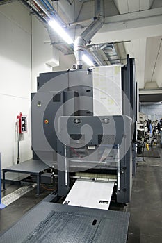 Printing machine: digital web press