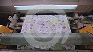 Printing on wallpaper, the process of printing wallpaper using a printing press