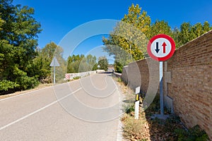 Priority pass signal in narrow rural road