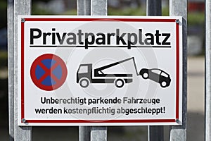 Private parking lot sign