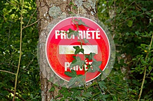 Private property sign in France photo