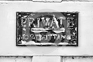Private sign
