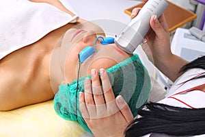 The procedure for treating cold laser.