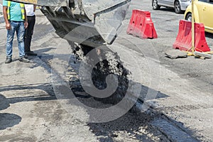 The process of asphalting roads. Machinery for asphalting roads